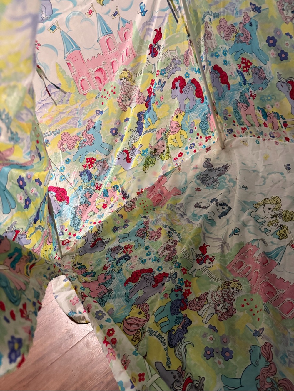 Vintage My Little Pony Pastel Castle & Ponies twin bed tent - Pink, Blue, Yellow - Picture 7 of 8